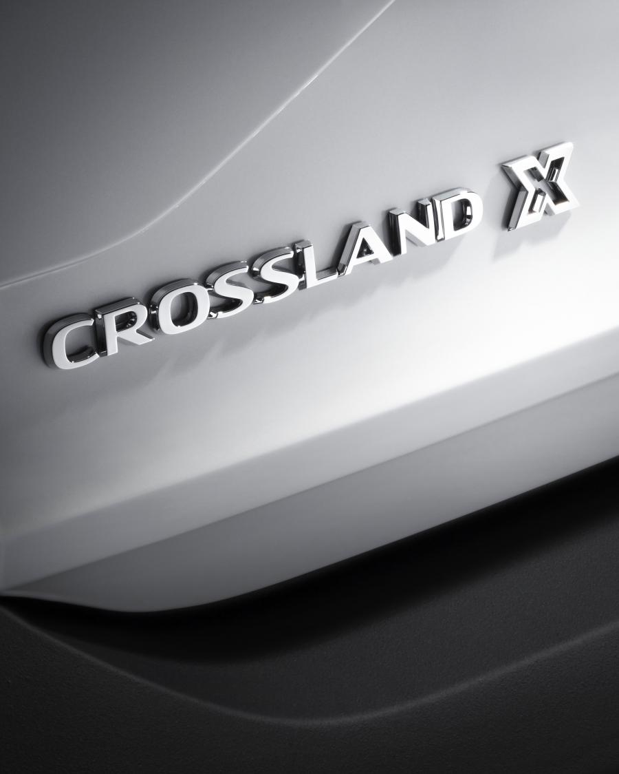Логотип Vauxhall Crossland X 2017 года  (фото 7 из 8)